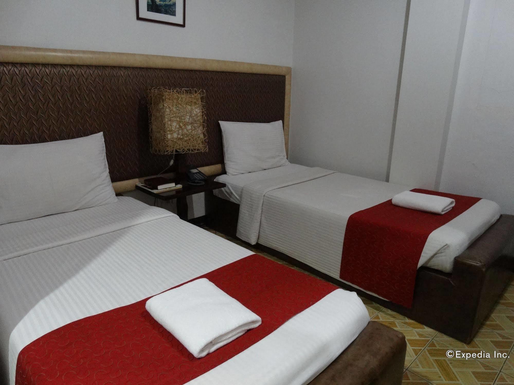 Ecoland Suites & Inn Davao City Екстериор снимка