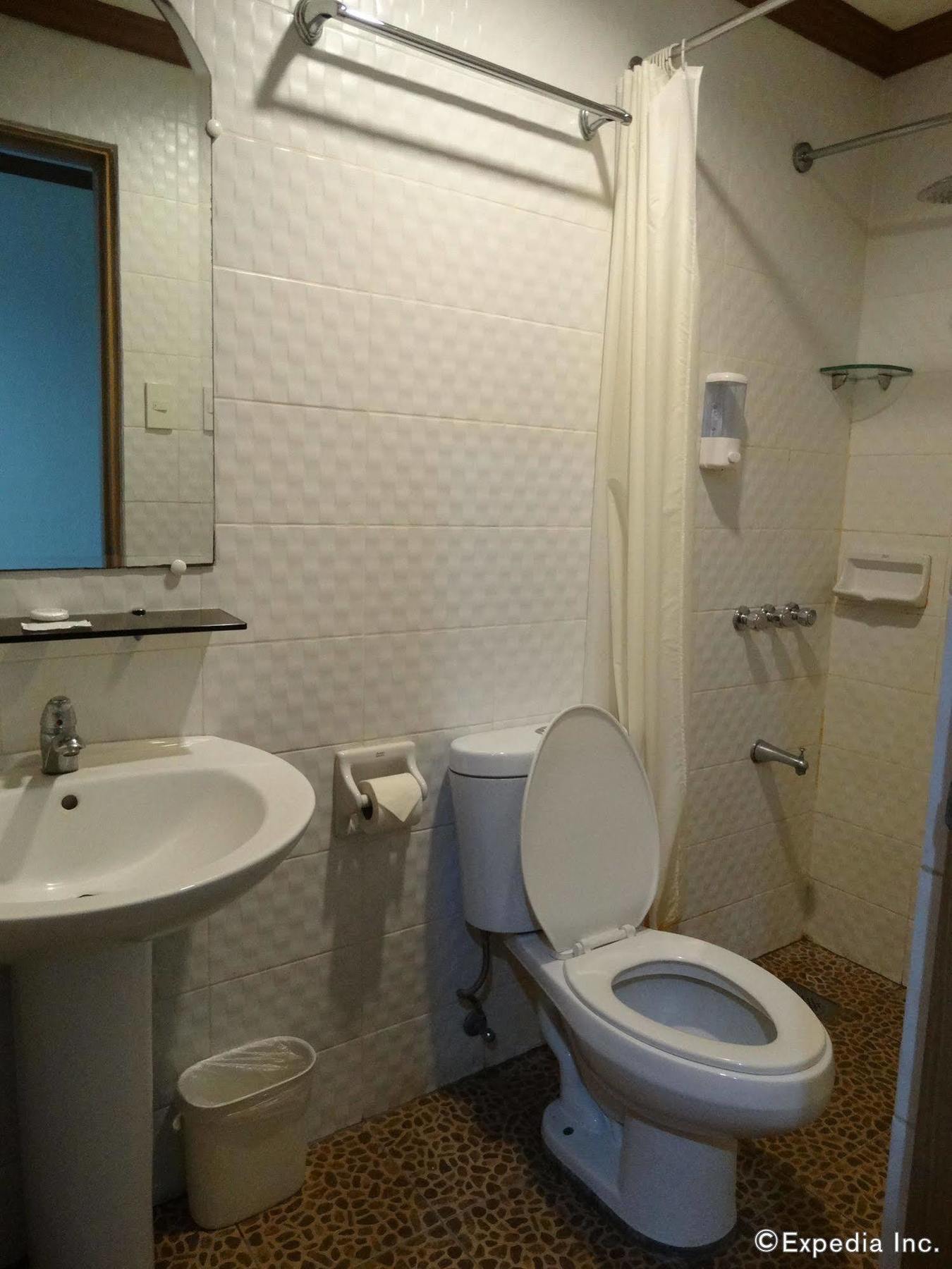 Ecoland Suites & Inn Davao City Екстериор снимка