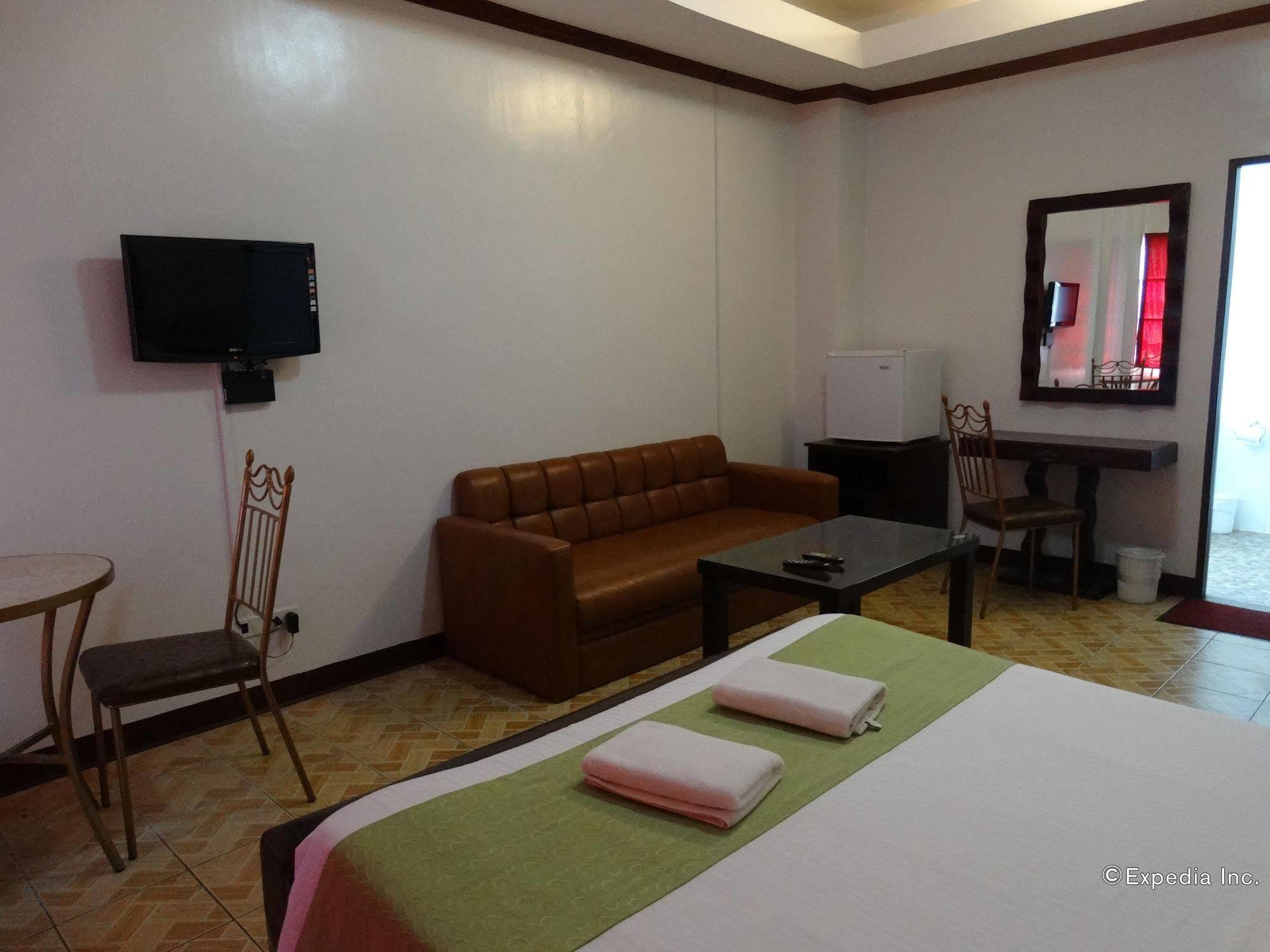 Ecoland Suites & Inn Davao City Екстериор снимка